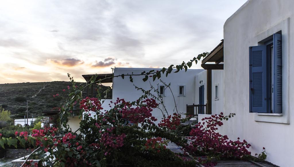 Andros Maisonettes Áyios Pétros Bagian luar foto
