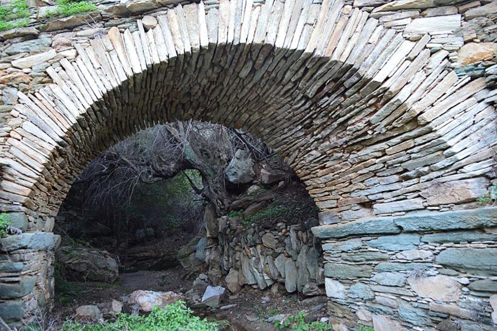 Andros Maisonettes Áyios Pétros Bagian luar foto